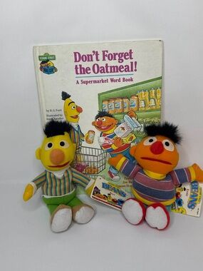 Vintage Sesame Street Bert and Ernie Beans Plushies NWT & Book